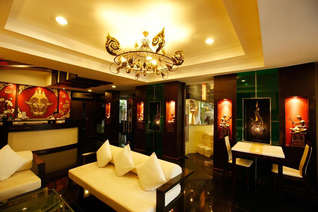 Mirth Sathorn Hotel Бангкок Екстер'єр фото